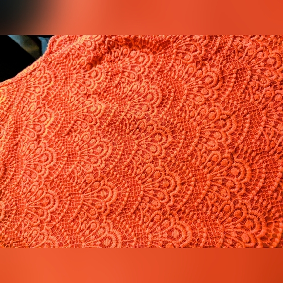 SUPER EUC🔥J. Crew🔥RED-ORANGE cotton/poly blend LACE TEE 🌞 sz M🌹Tres Femme 😍 - Picture 6 of 8